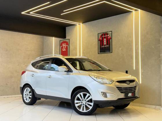HYUNDAI IX35 2.0 MPFI GLS 4X2 16V GASOLINA 4P AUTOMÁTICO HYUNDAI IX35 2.0 MPFI GLS 4X2 16V GASOLINA 4P AUTOMÁTICO